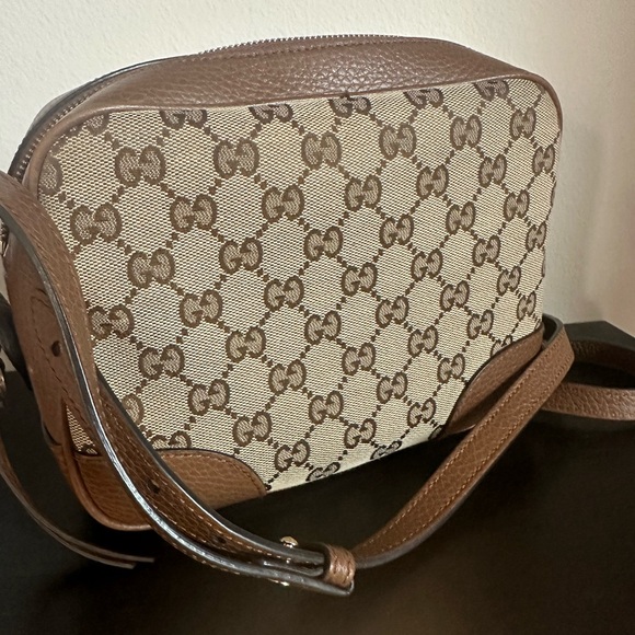 GUCCI Monogram Bree Crossbody Bag - Picture 4 of 12